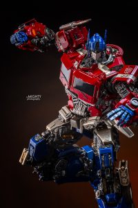 threeA　３A　スリーエー　トランスフォーマ　オプティマスプライム　DLX SCALE OPTIMUS PRIME　BUMBLEBEE　フィギュア撮影　物撮り